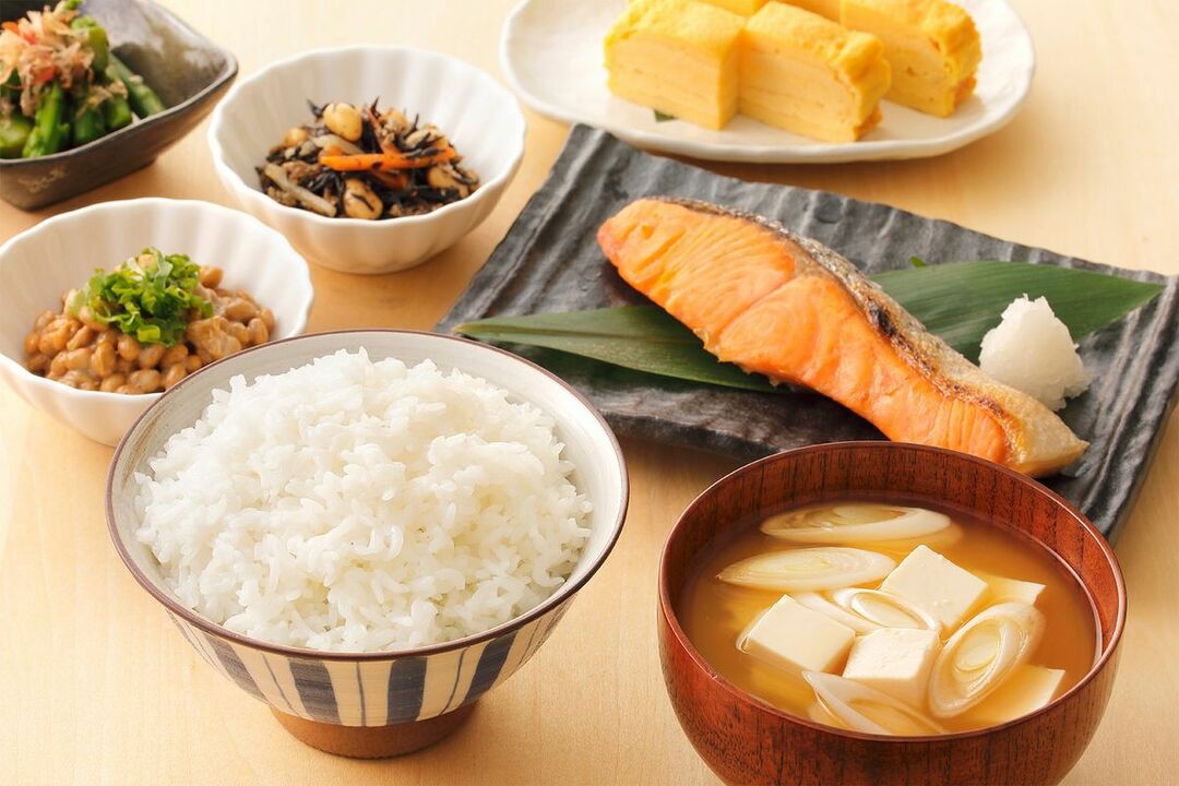 Janari japoniar dietak